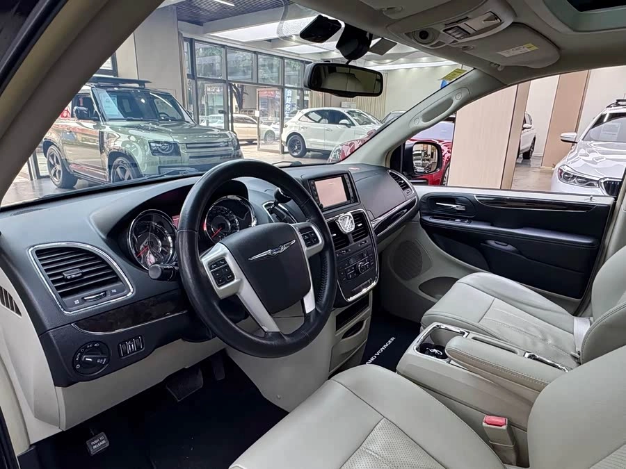 Chrysler Grand Voyager