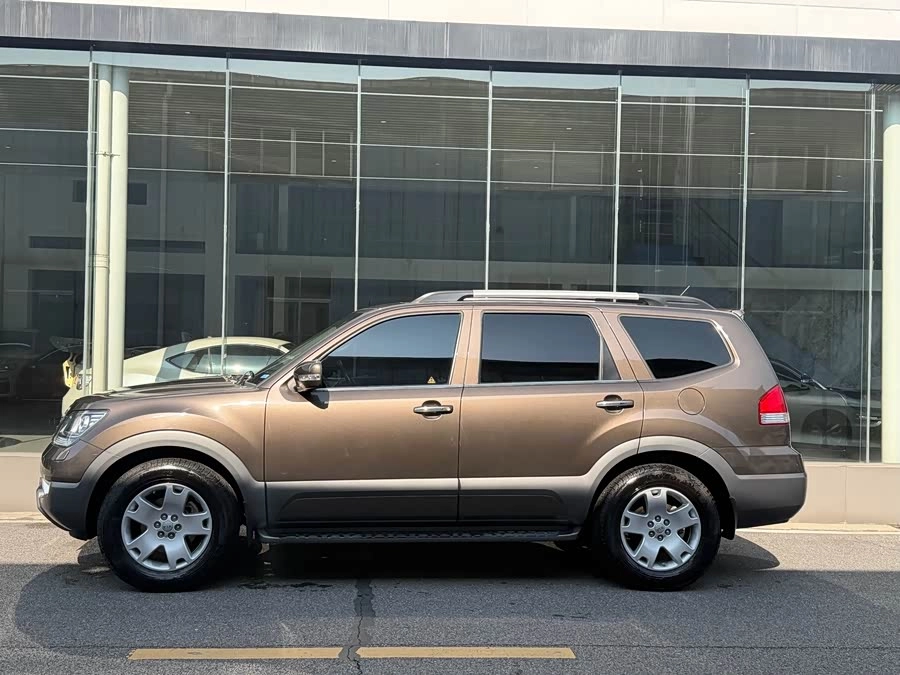 Kia Borrego
