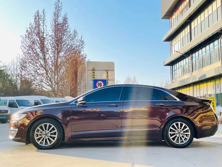 Lincoln MKZ