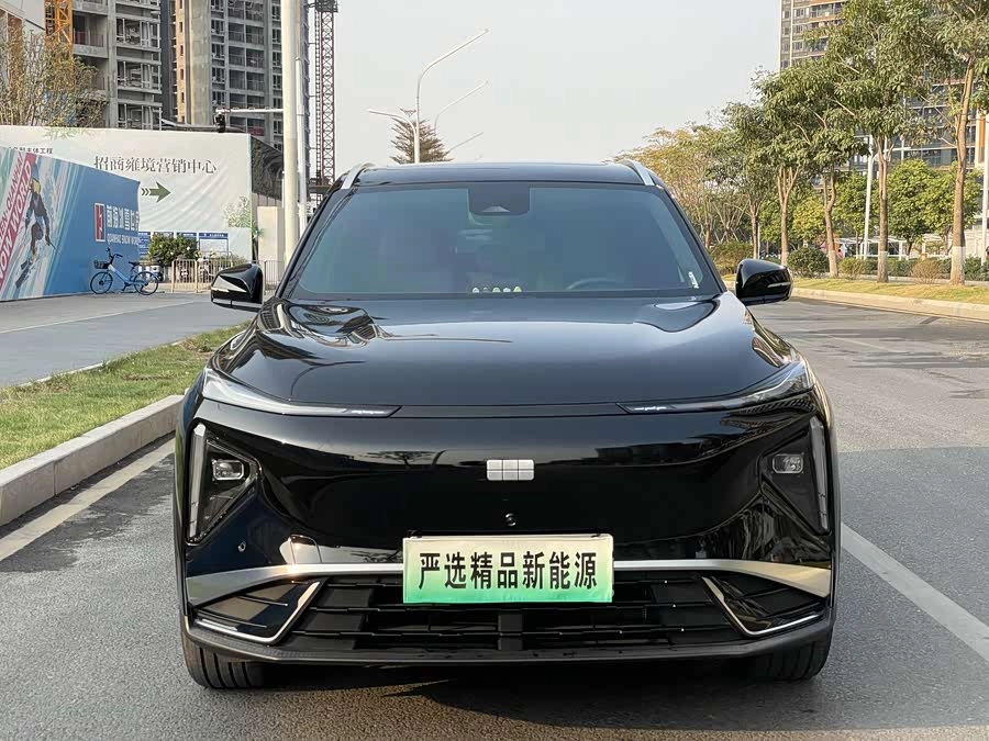 Geely Galaxy L7