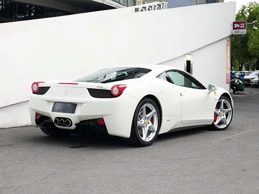 Ferrari 458