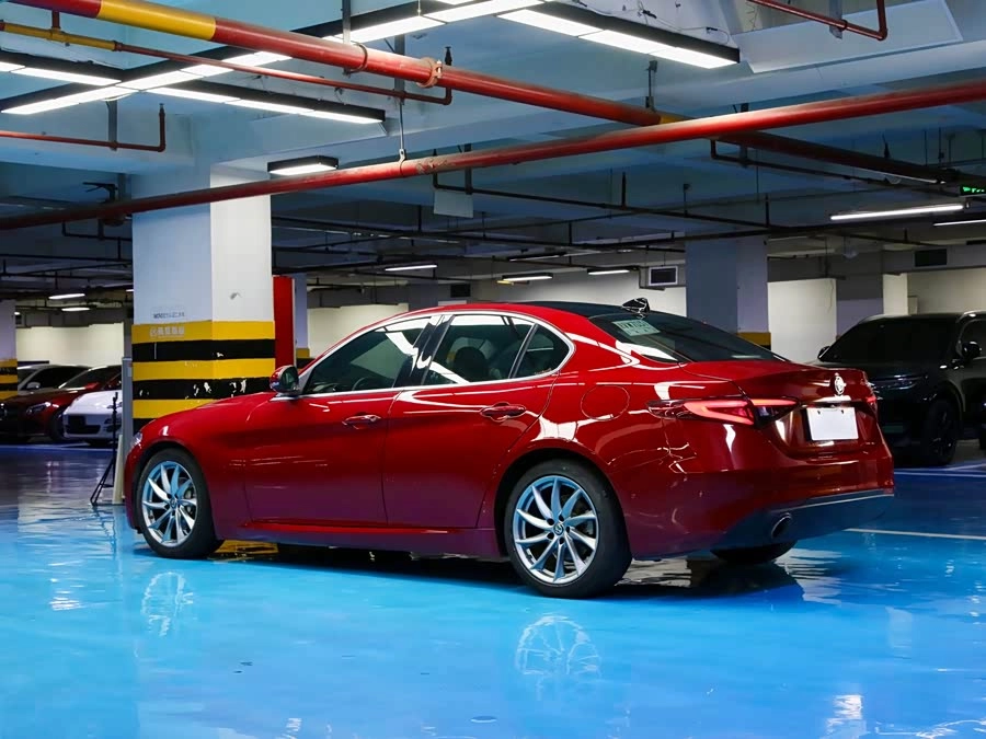 Alfa Romeo Giulia