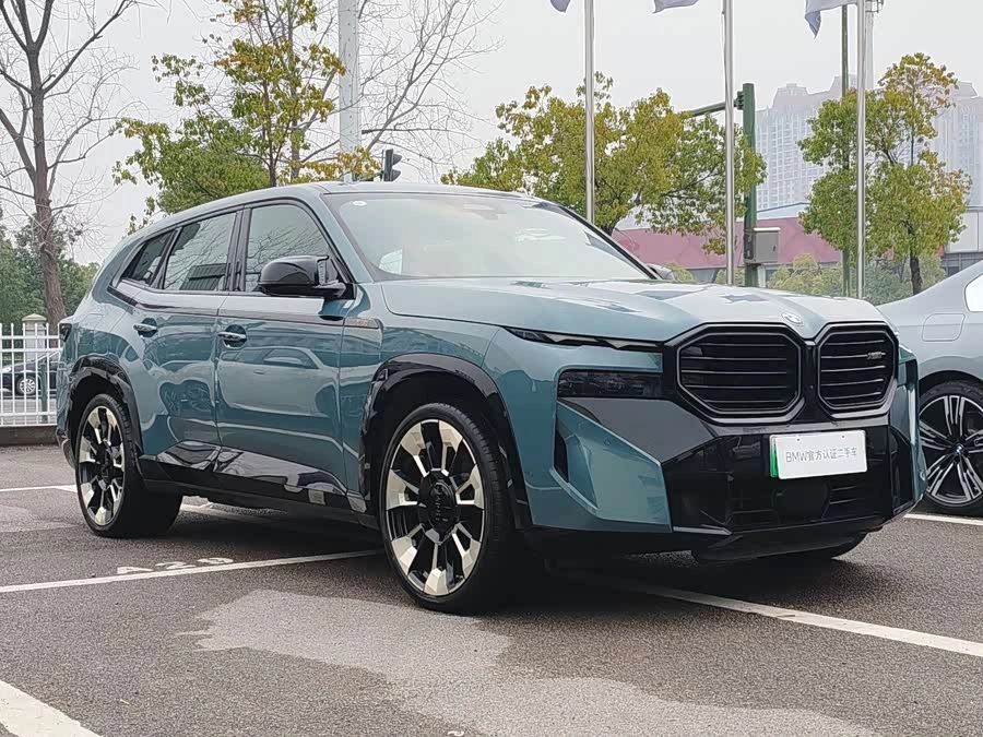 BMW XM