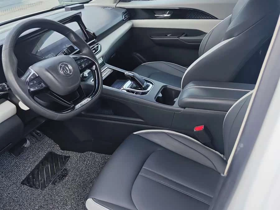 Dongfeng E70