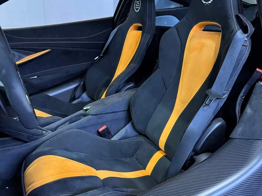 McLaren 720S
