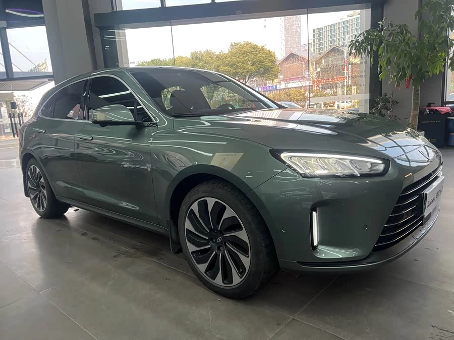 AITO Wenjie M5