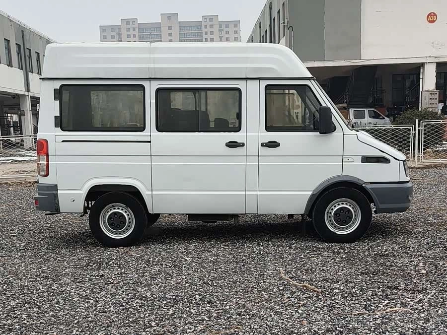 Iveco proud