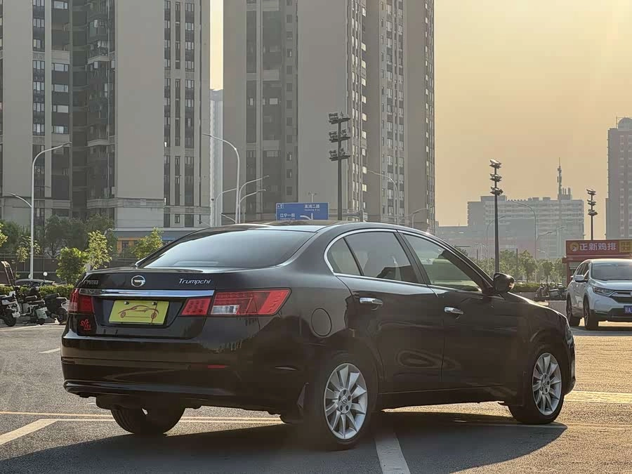 GAC Trumpchi GA5