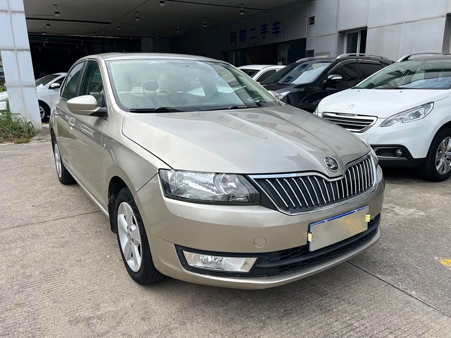 Skoda Rapid