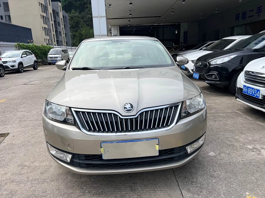 Skoda Rapid