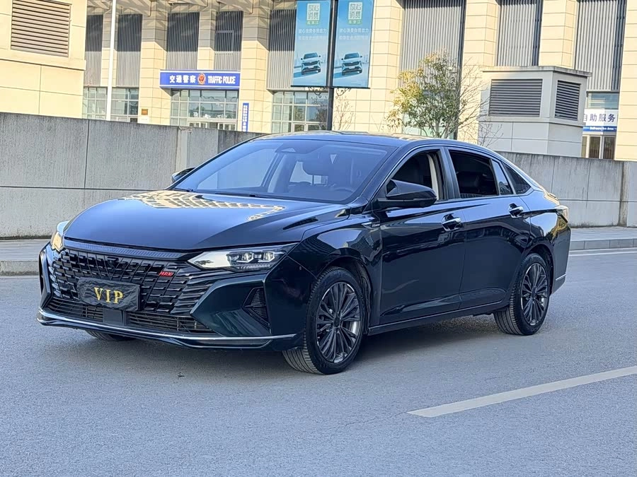 Dongfeng Yixuan MAX