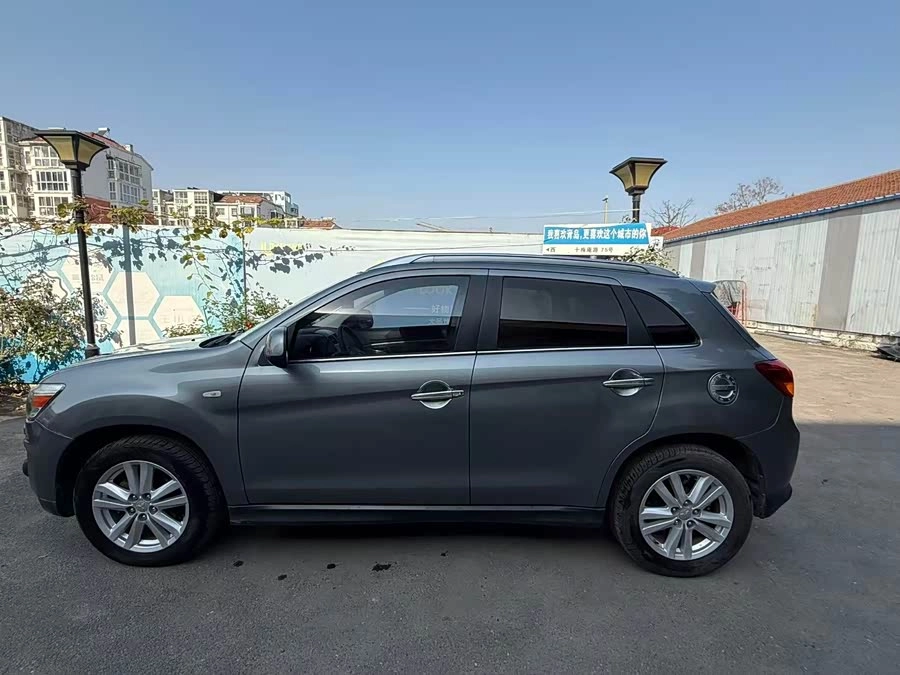 Mitsubishi ASX