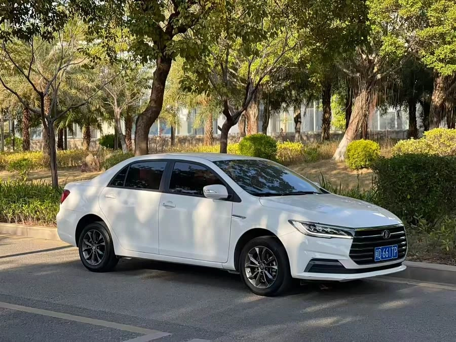 BYD Qin