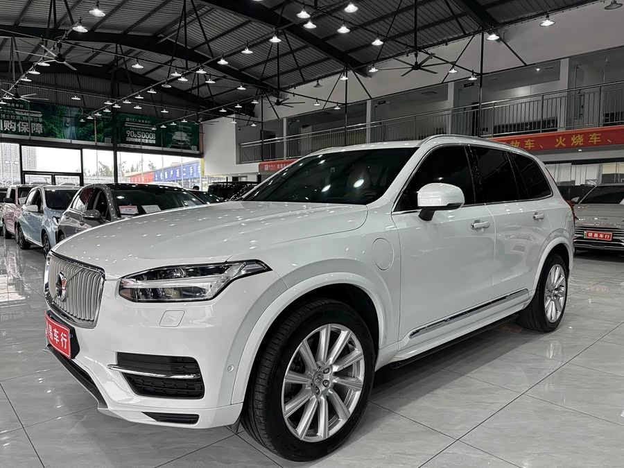 Volvo XC90 Plug-in Hybrid