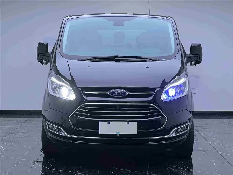 Ford Tourneo