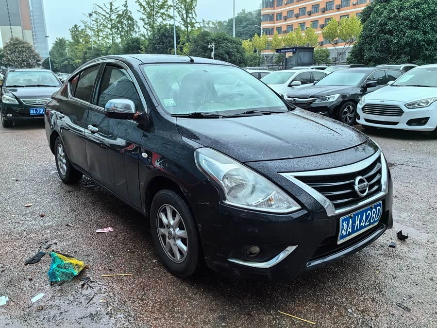 Nissan Sunny