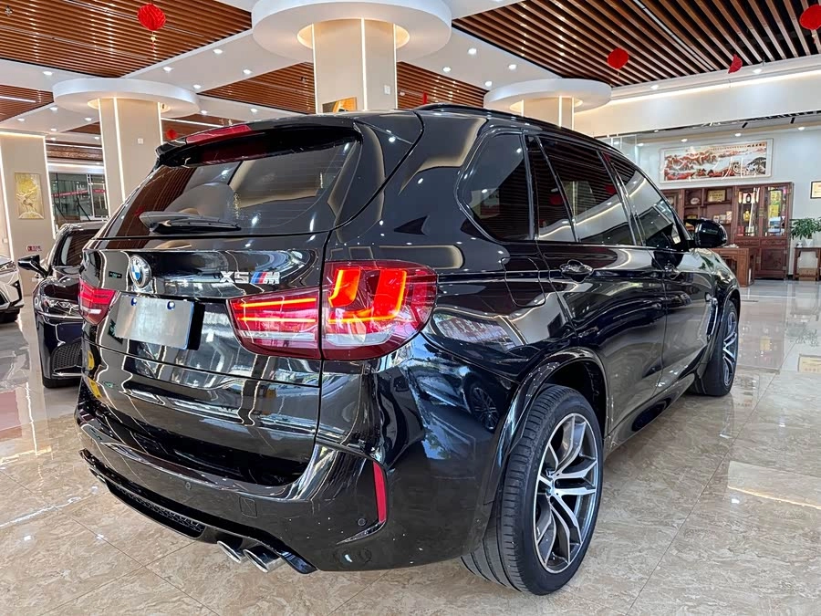 BMW X5M