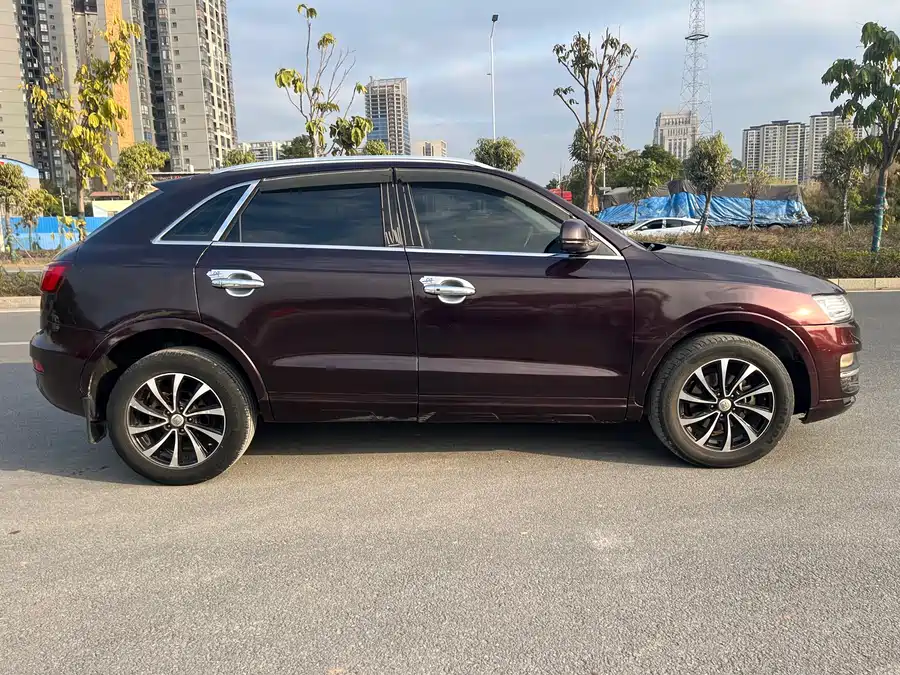 Zotye SR7