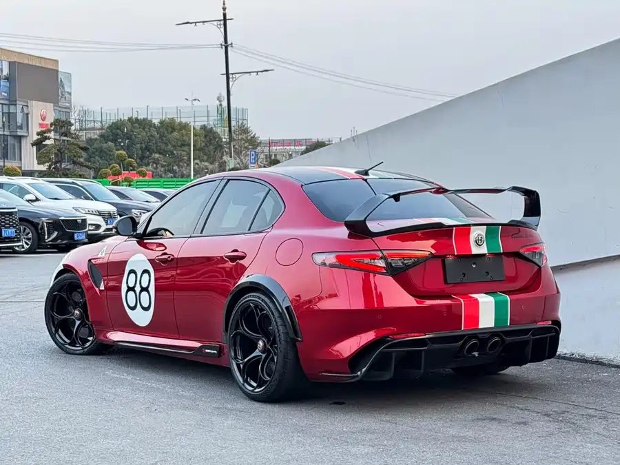 Alfa Romeo Giulia