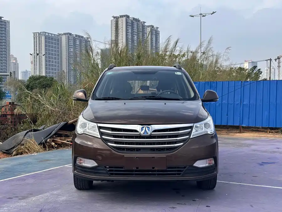 BAIC M50F