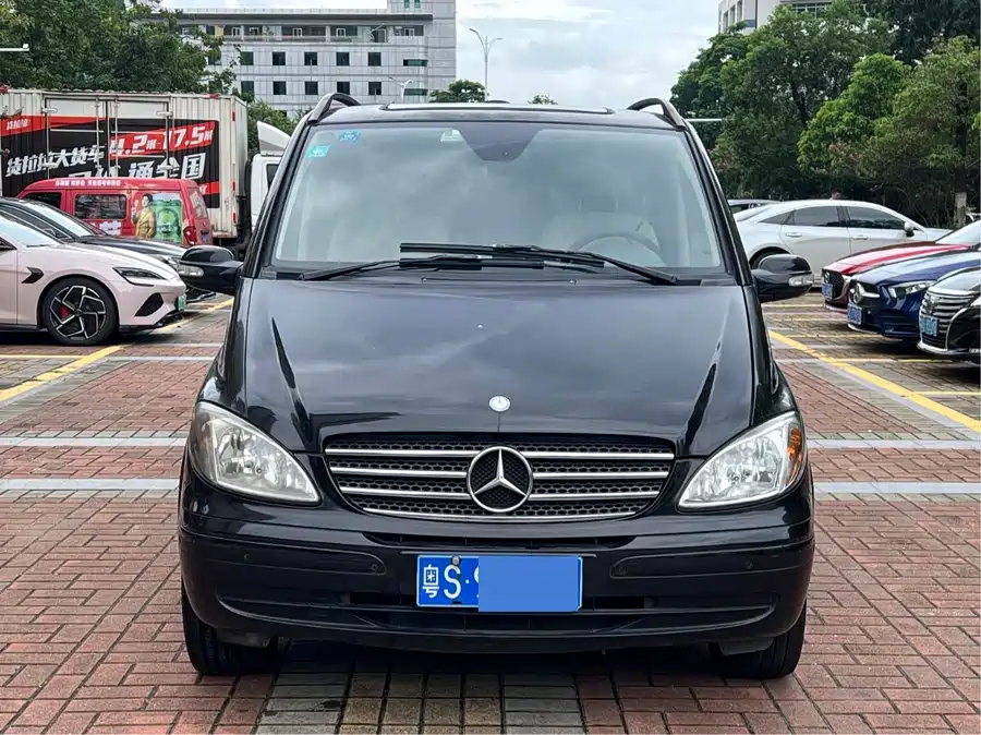Mercedes Benz Viano