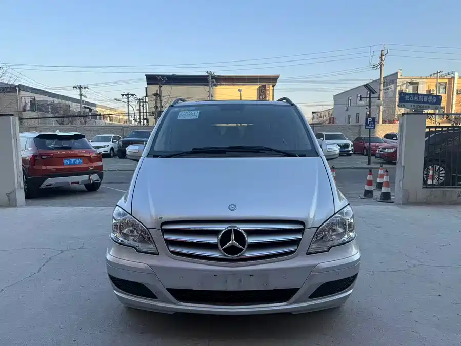 Mercedes Benz Viano