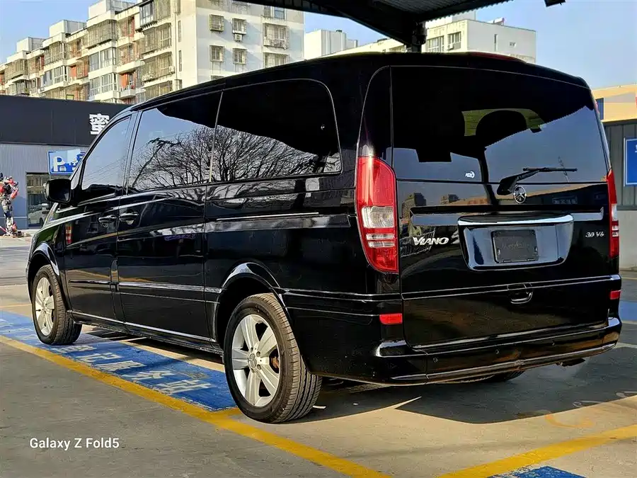 Mercedes Benz Viano