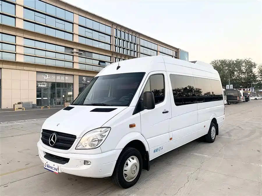 Mercedes Benz Sprinter