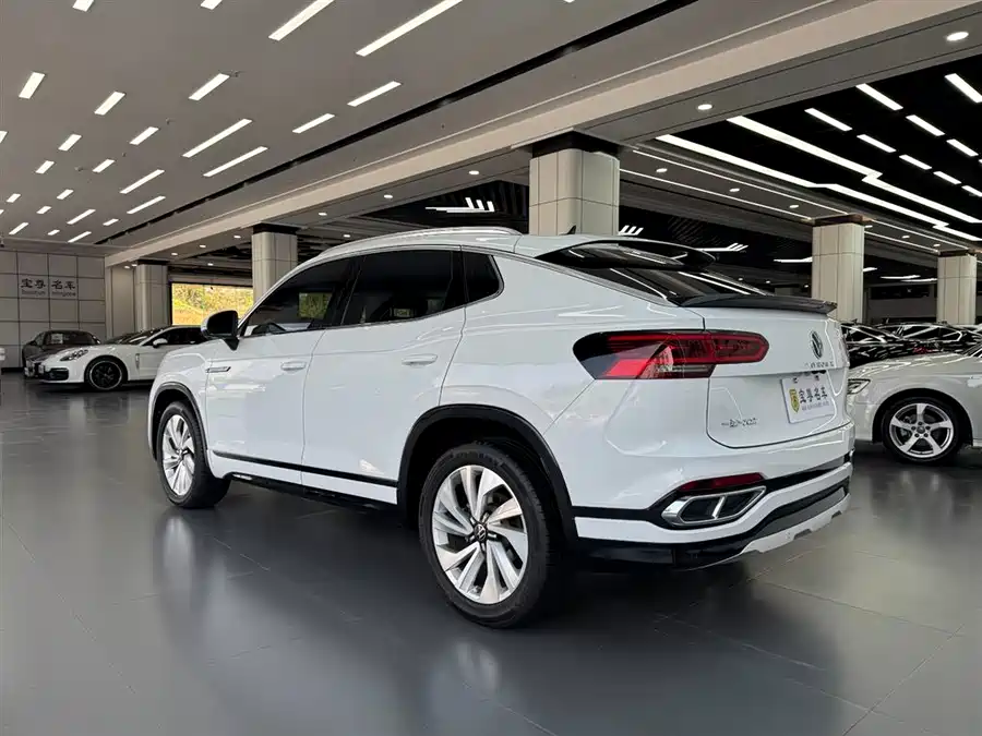 Volkswagen Tayron X