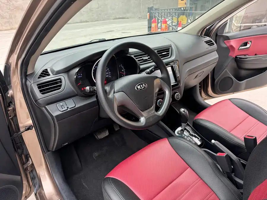 Kia K2