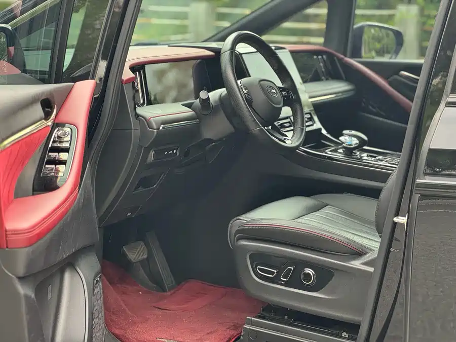 GAC Trumpchi E9