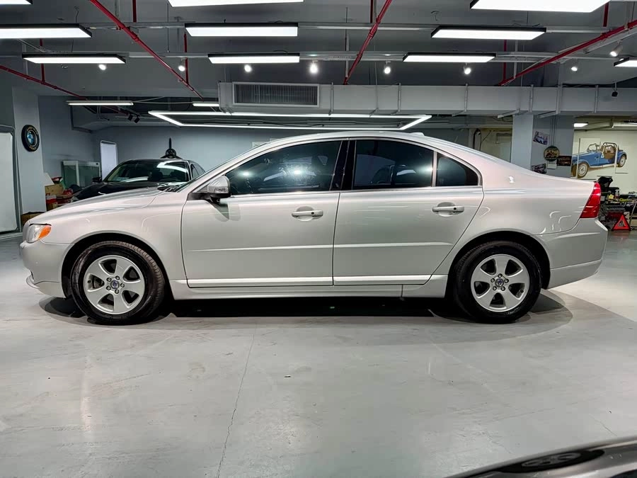 Volvo S80L