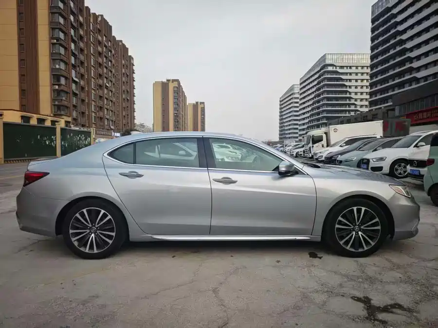 Acura TLX-L