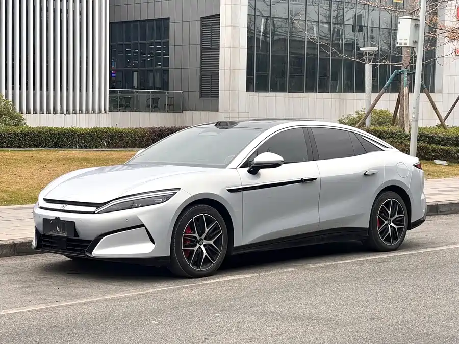 BYD Han L