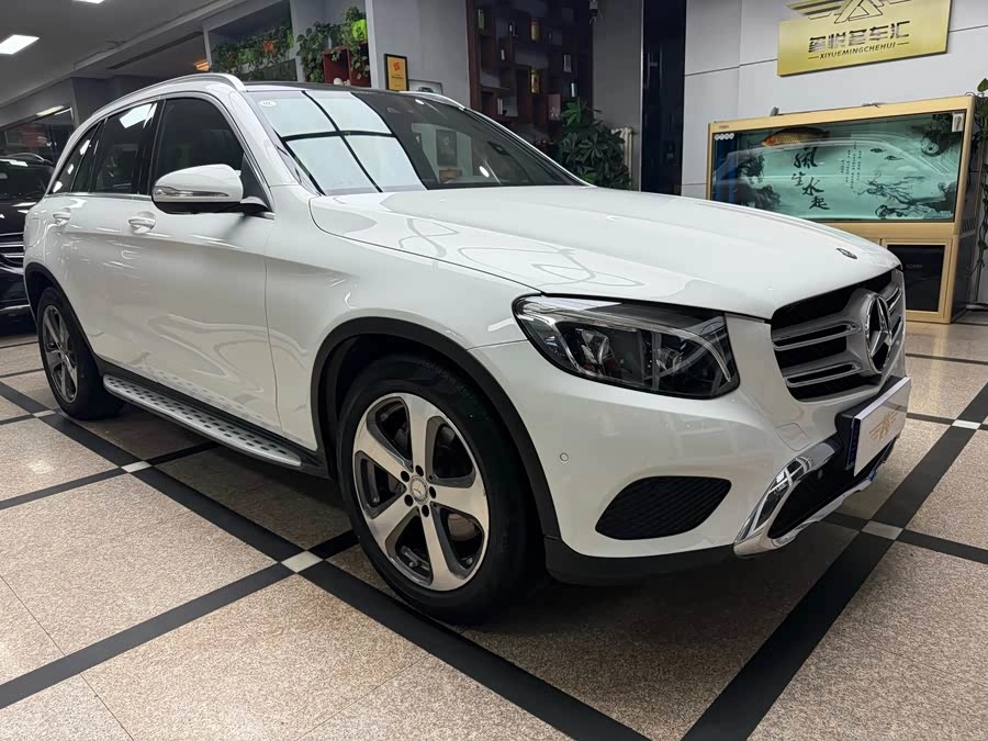 Mercedes Benz GLC