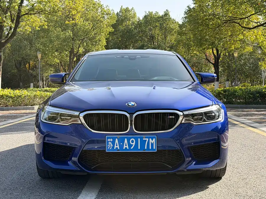 BMW M5