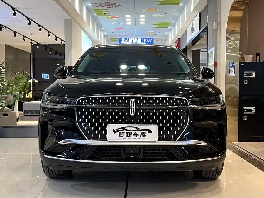 Lincoln Navigator