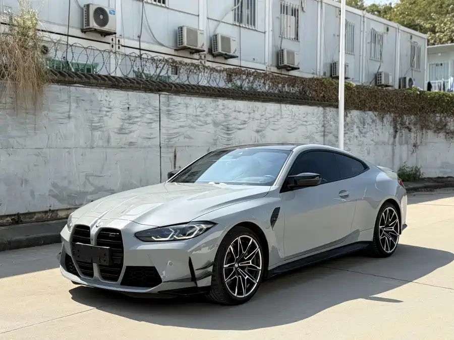 BMW M4
