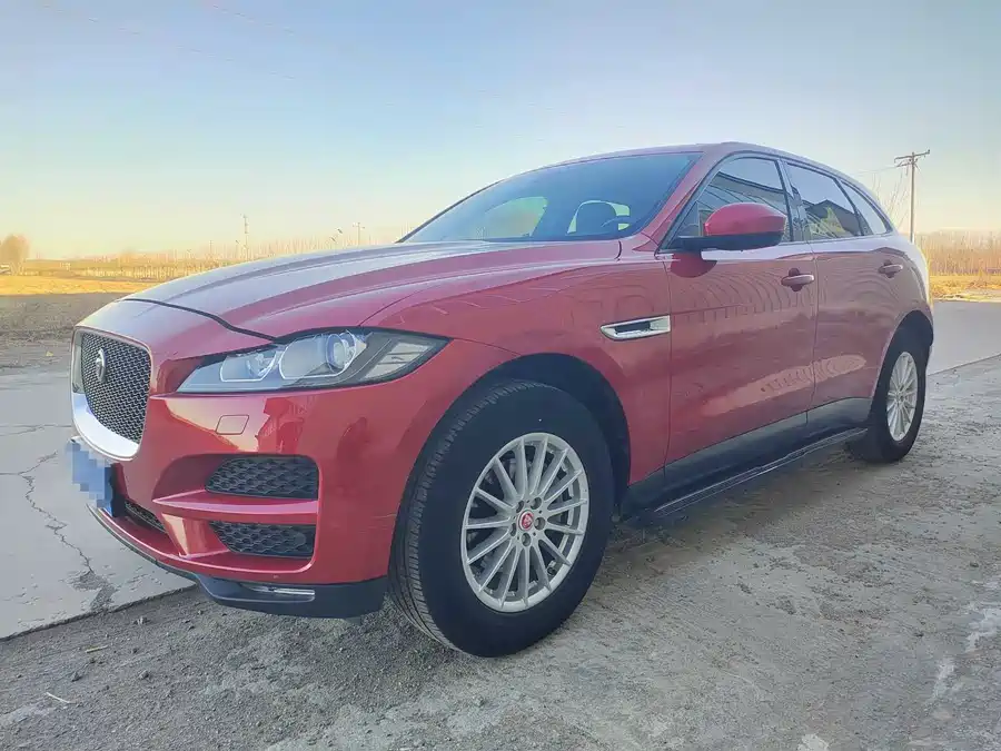 Jaguar F-PACE