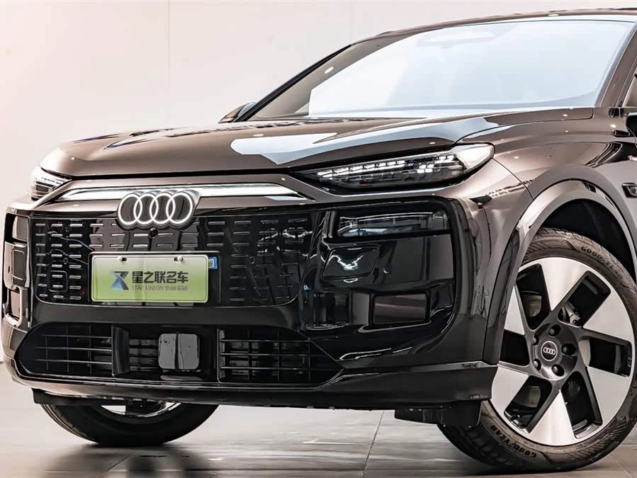 Audi Q6L e-tron