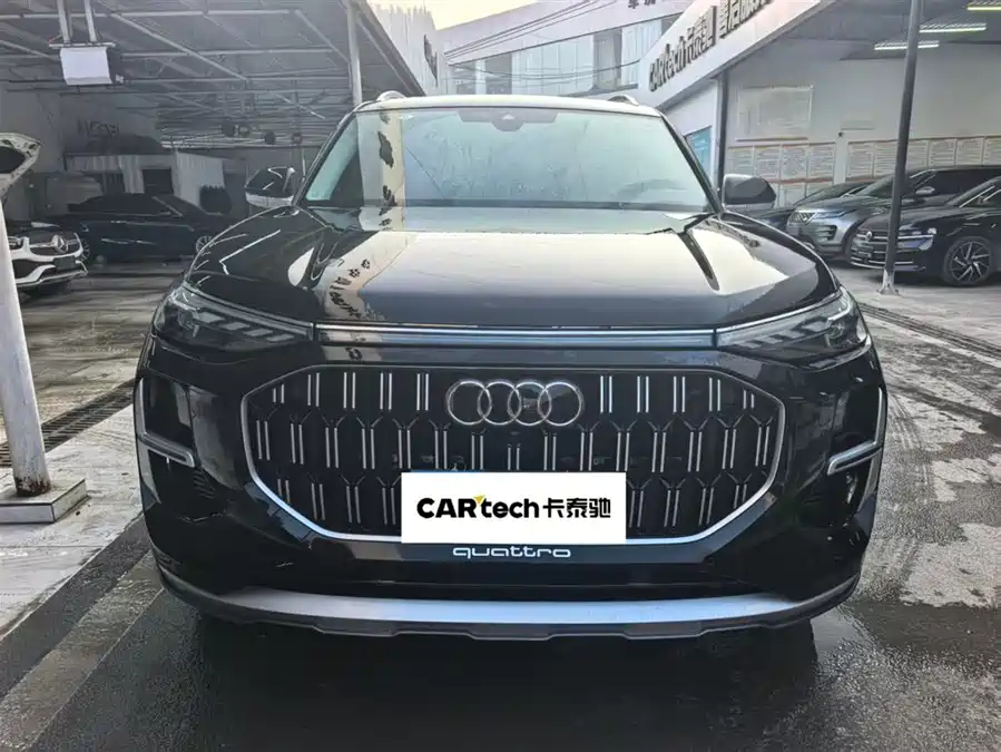 Audi Q6