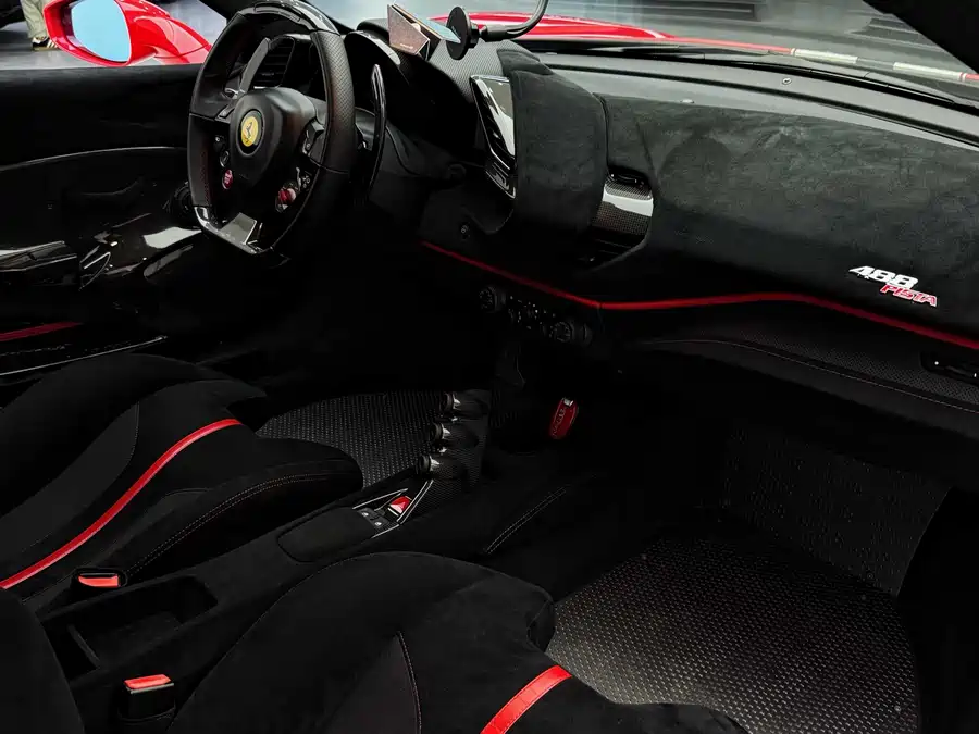 Ferrari 488