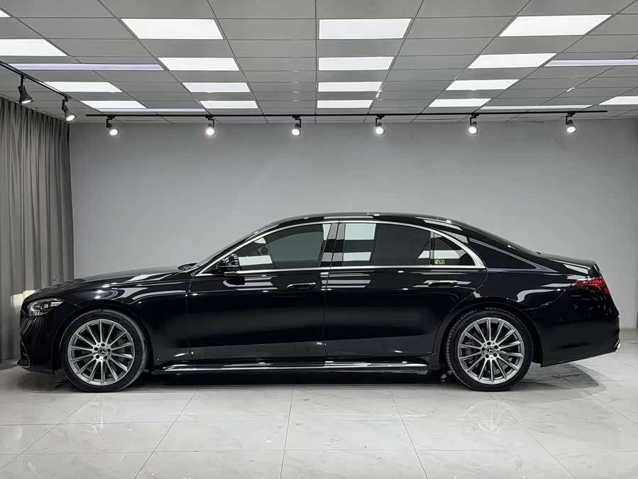 Mercedes Benz S class