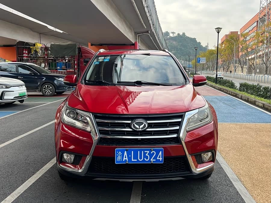 BAIC S6