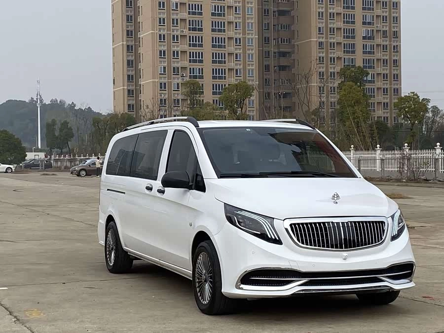 Mercedes Benz Vito
