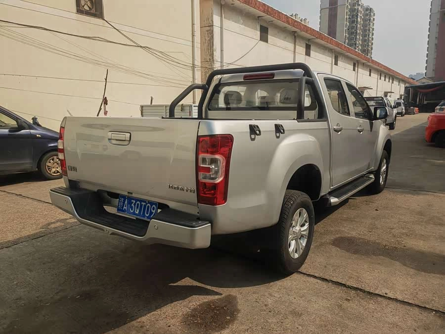 Isuzu RE-MAX Ruimai