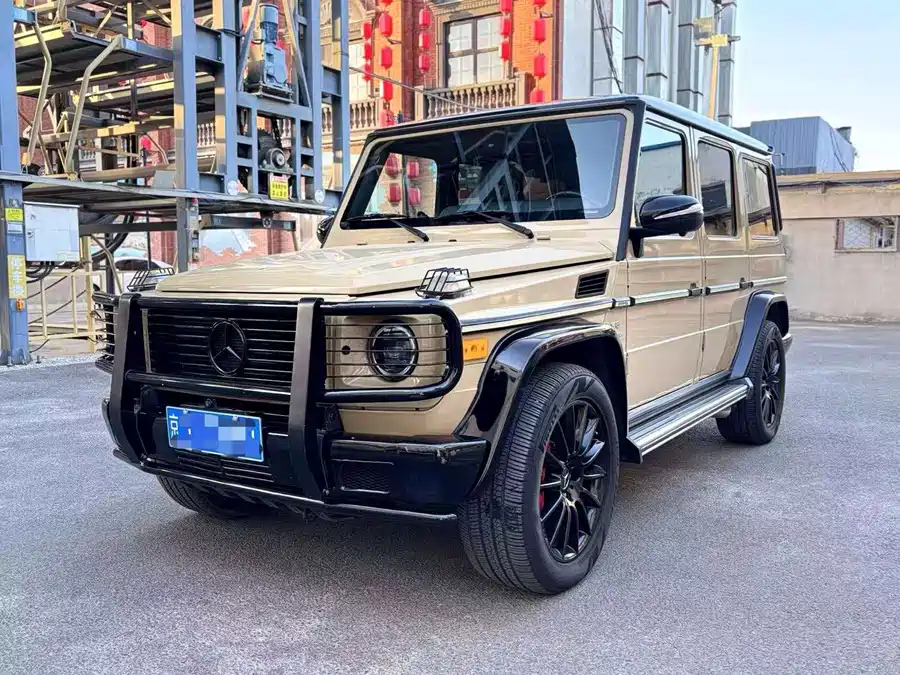Mercedes Benz G-rated
