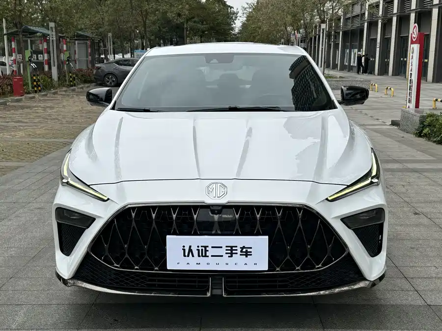 MG 5 Scorpio