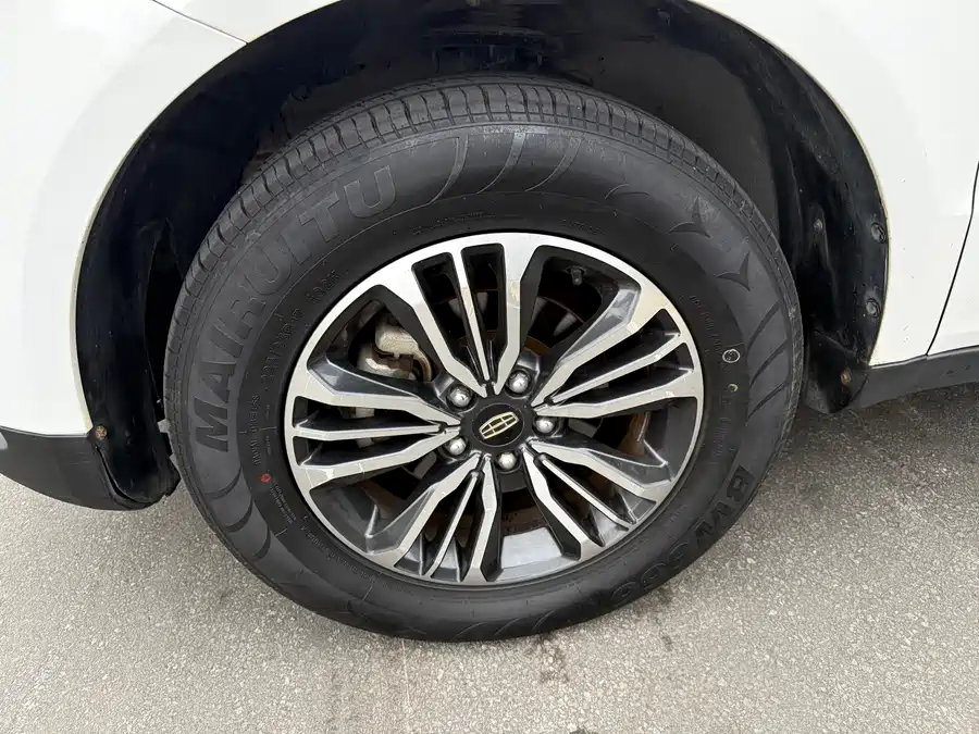 Geely Vision X6