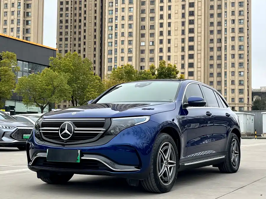 Mercedes Benz EQC